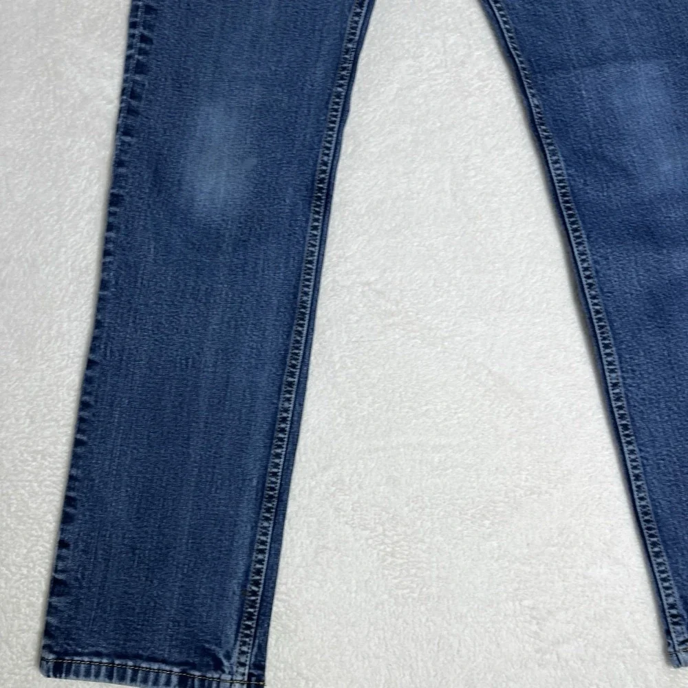 Levi's 514 Straight Leg Regular Fit Med Wash Denim Jeans Men's Size 32x32(31x31)